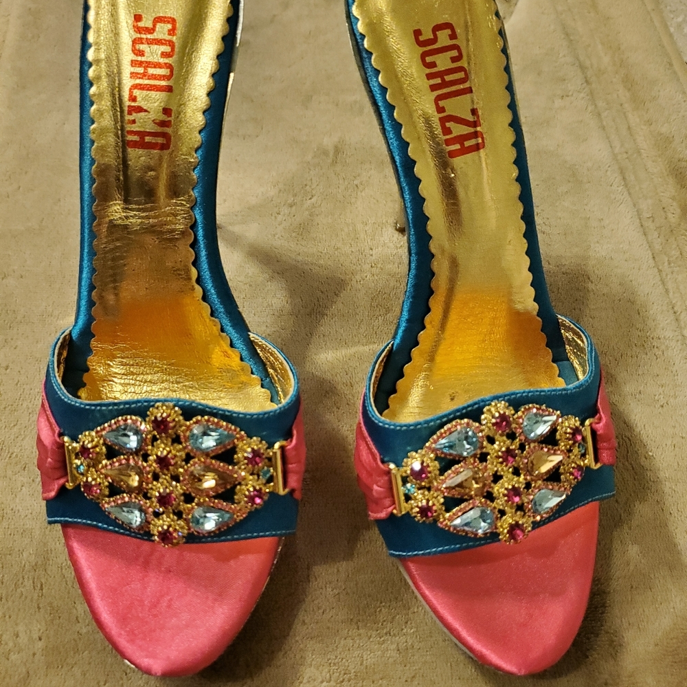 shoes - Picture 14 of 15
